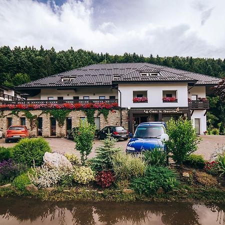 La Conac In Bucovina 호텔 구라후모룰루이 외부 사진